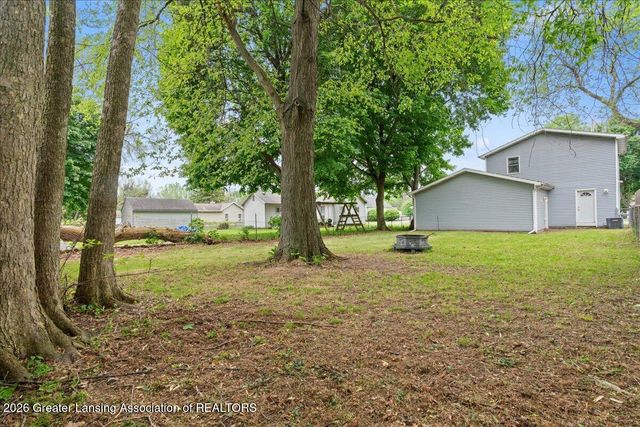 2832 Mildred Street, Lansing, MI 48906