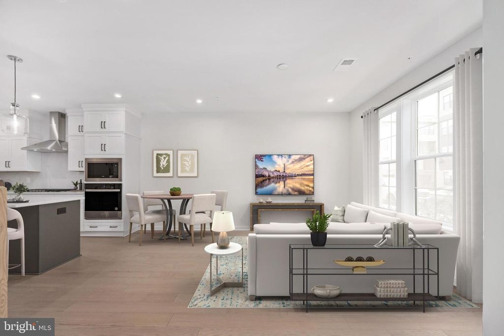 22131 LITTLE MOUNT TER, Ashburn, VA 20148