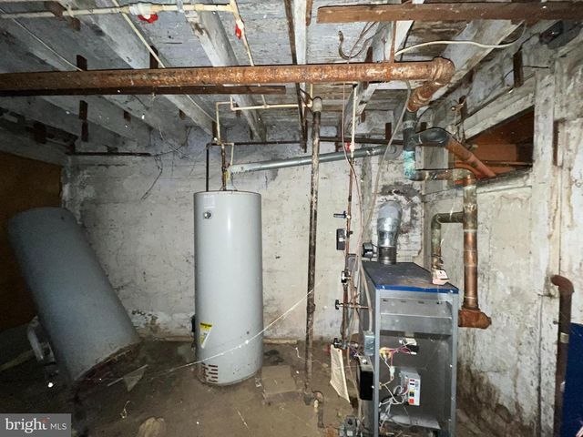 2544 CALVERTON HEIGHTS AVE, Baltimore, MD 21216