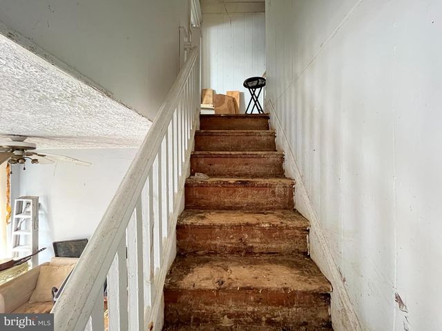 2544 CALVERTON HEIGHTS AVE, Baltimore, MD 21216