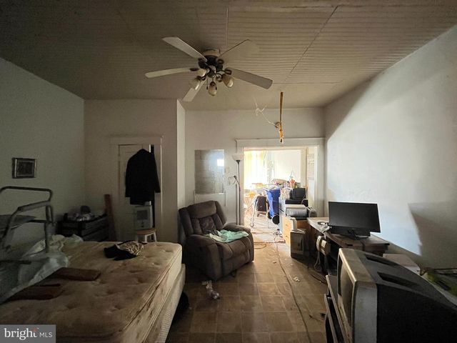 2544 CALVERTON HEIGHTS AVE, Baltimore, MD 21216