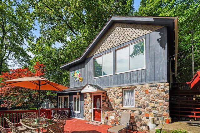 11230 Lakeshore Drive, Fabius Twp, MI 49093