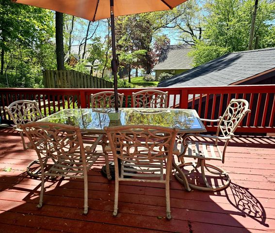 11230 Lakeshore Drive, Fabius Twp, MI 49093