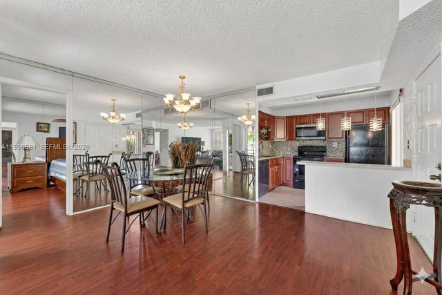 20015 NE 3rd Court 6, Miami, FL 33179