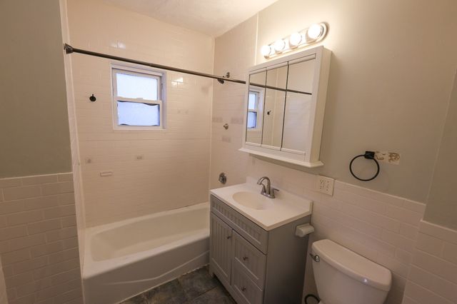275 Humboldt Avenue 2, Boston, MA 02121