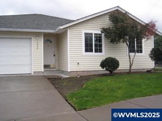 4242 Grayce Ct SE, Salem, OR 97317