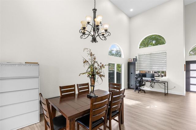 6014 SW 160th Avenue, Miami, FL 33193