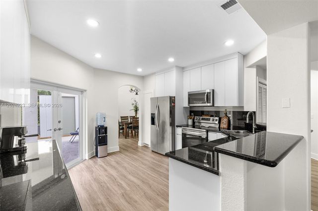6014 SW 160th Avenue, Miami, FL 33193