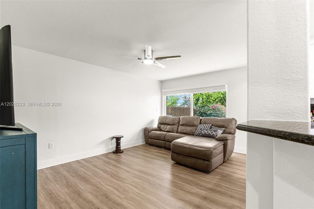 6014 SW 160th Avenue, Miami, FL 33193