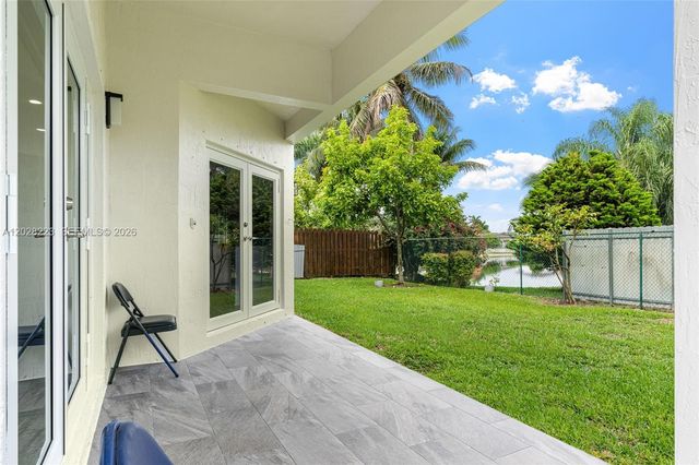 6014 SW 160th Avenue, Miami, FL 33193