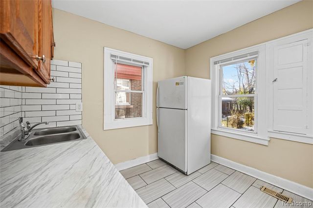 15403 Normandy Street, Detroit, MI 48238