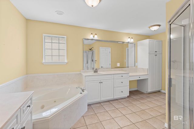 4 Yacht Club Drive 196, Daphne, AL 36526