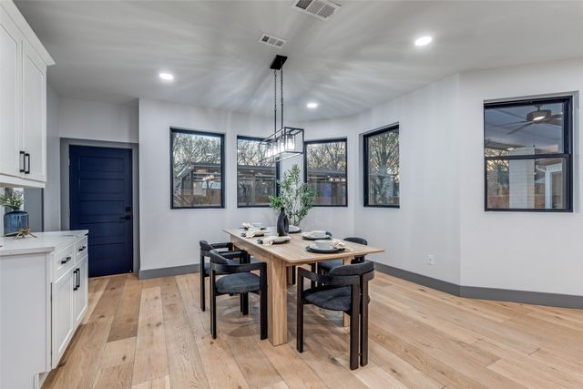 417 Ravenaux Drive, Southlake, TX 76092