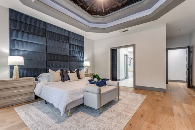 417 Ravenaux Drive, Southlake, TX 76092