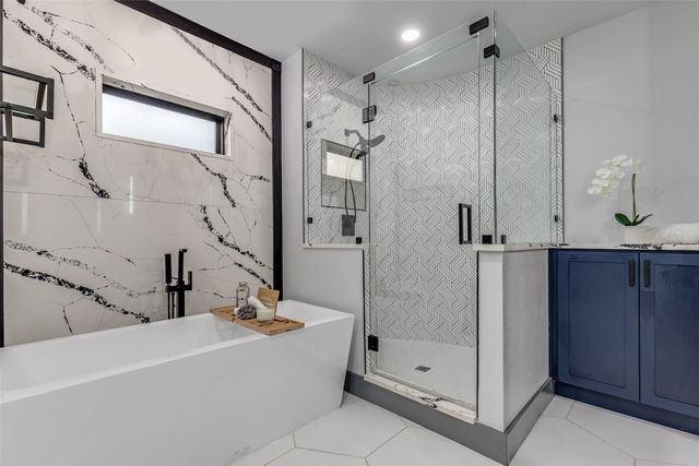 417 Ravenaux Drive, Southlake, TX 76092