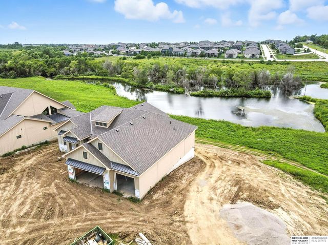 9956 S 118th Street, Papillion, NE 68046