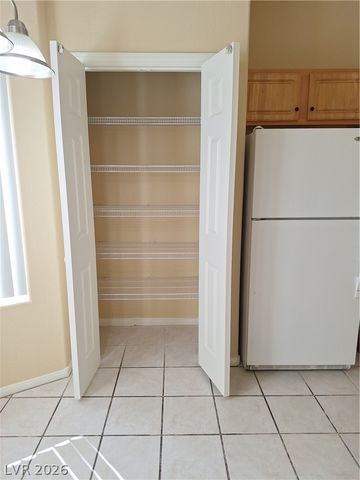 6156 Pine Villa Avenue 201, Las Vegas, NV 89108