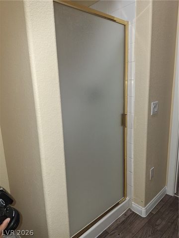 6156 Pine Villa Avenue 201, Las Vegas, NV 89108