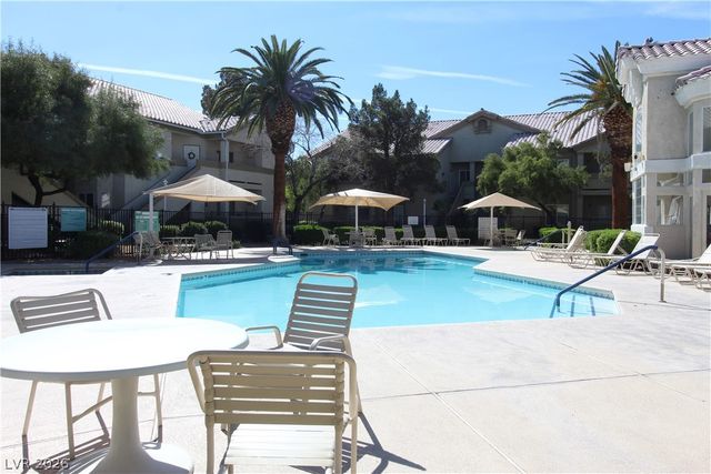 6156 Pine Villa Avenue 201, Las Vegas, NV 89108