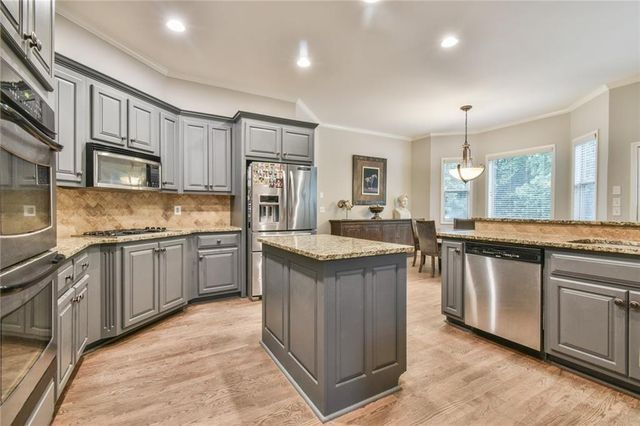 2945 Climbing Rose Street, Buford, GA 30519
