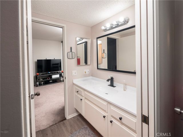 1400 Edgehill Road 42, San Bernardino, CA 92405