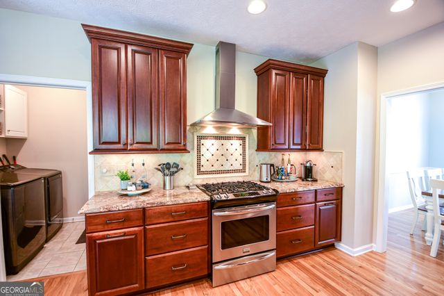 155 Cottage Circle, Fayetteville, GA 30215