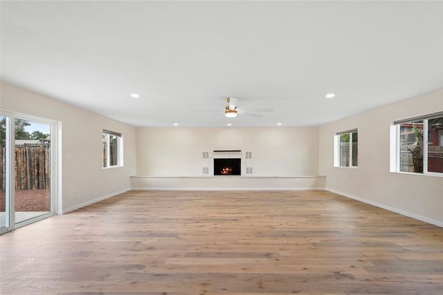 3329 Siringo Road, Santa Fe, NM 87507