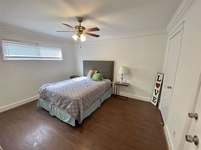 614 Kipling St Street C8, Houston, TX 77006