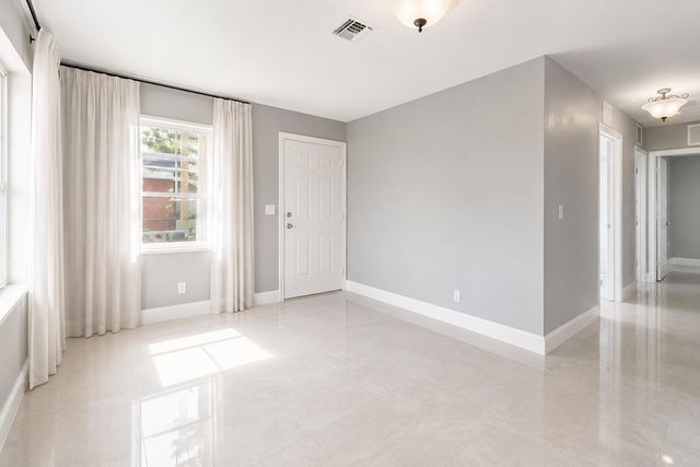 5605 Pinewood Avenue, West Palm Beach, FL 33407