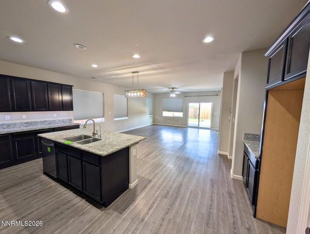 180 Walnut Drive, Fernley, NV 89408