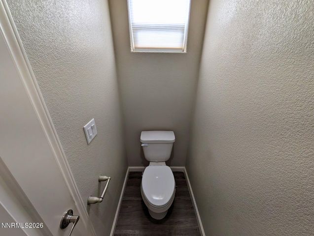 180 Walnut Drive, Fernley, NV 89408