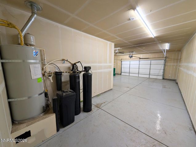 180 Walnut Drive, Fernley, NV 89408
