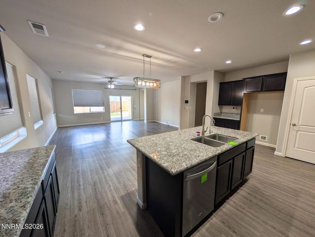 180 Walnut Drive, Fernley, NV 89408