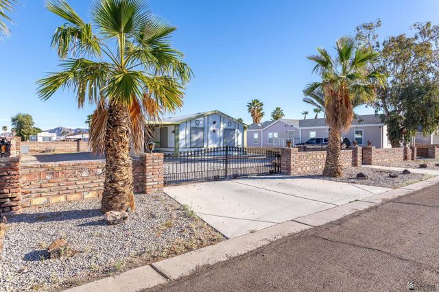 13652 E 46 St, Yuma, AZ 85367