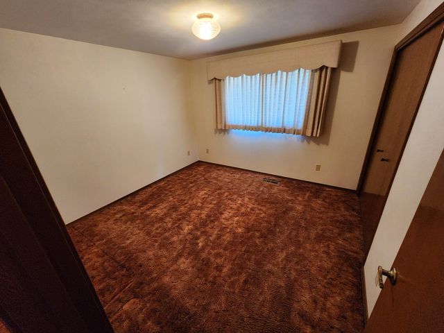 6908 Verda Vista Place, Klamath Falls, OR 97603