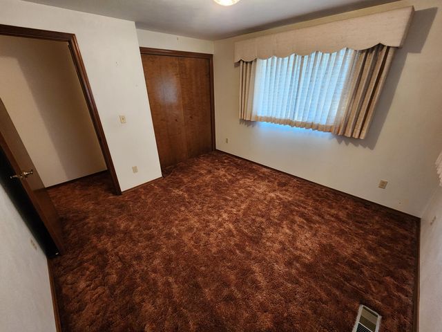 6908 Verda Vista Place, Klamath Falls, OR 97603