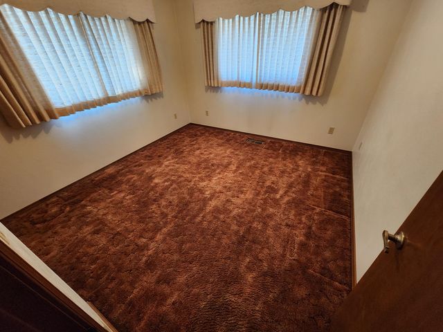 6908 Verda Vista Place, Klamath Falls, OR 97603