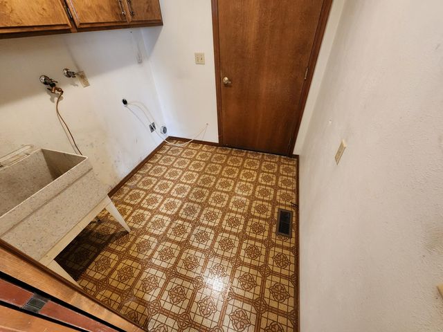 6908 Verda Vista Place, Klamath Falls, OR 97603