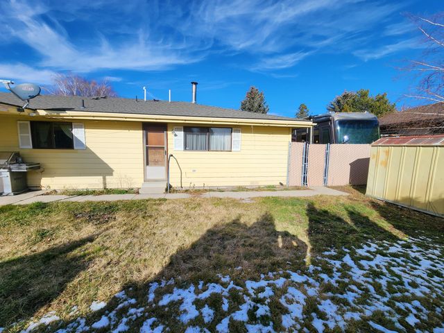 6908 Verda Vista Place, Klamath Falls, OR 97603