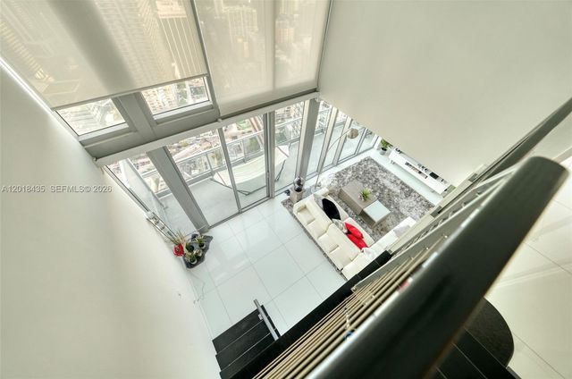 92 SW 3rd St 5203, Miami, FL 33130