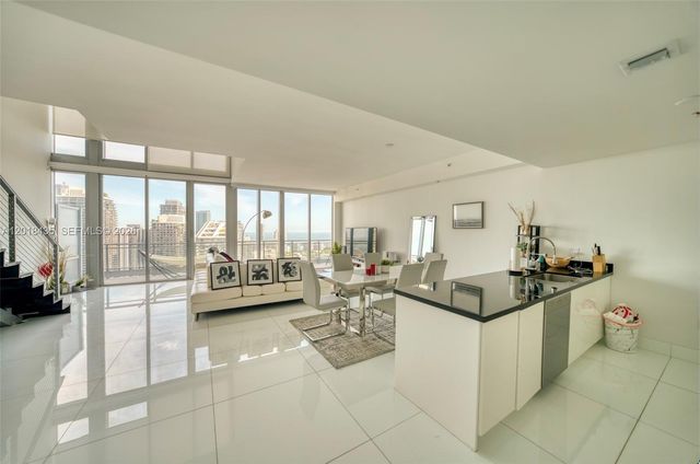 92 SW 3rd St 5203, Miami, FL 33130