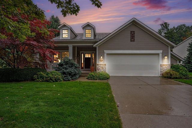 6852 Westshire Drive, Norton Shores, MI 49444