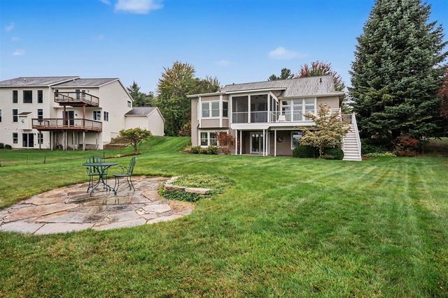 6852 Westshire Drive, Norton Shores, MI 49444