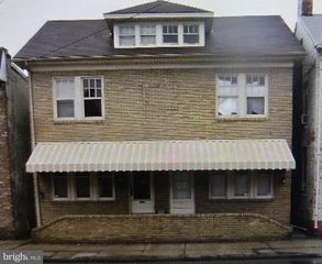 202/202.5 YORK ST, Hanover, PA 17331