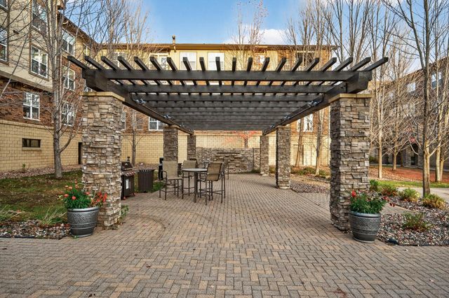 13570 Technology Drive 2111, Eden Prairie, MN 55344