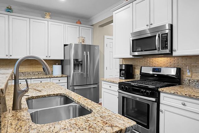 3034 Scuba Drive, Charleston, SC 29414