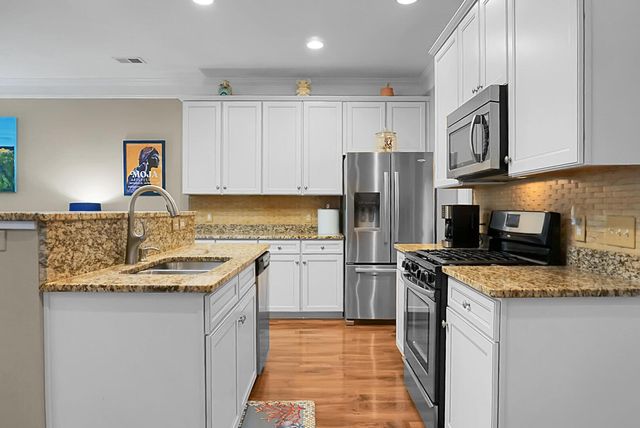 3034 Scuba Drive, Charleston, SC 29414