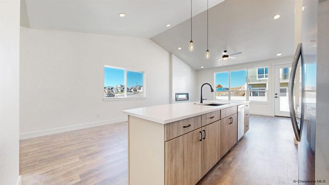 7916 WILDERNESS TRL, Cheyenne, WY 82001