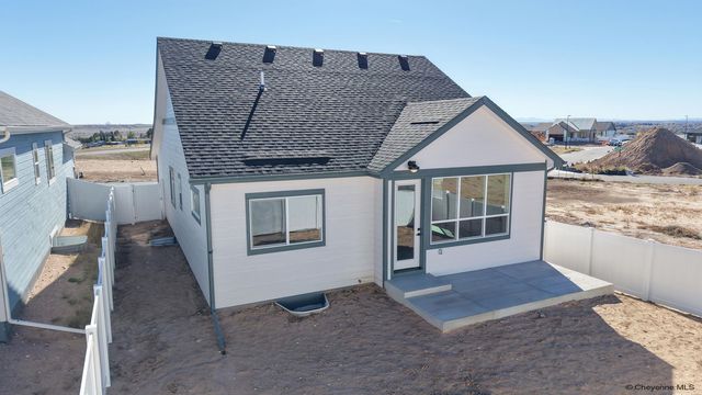 7916 WILDERNESS TRL, Cheyenne, WY 82001