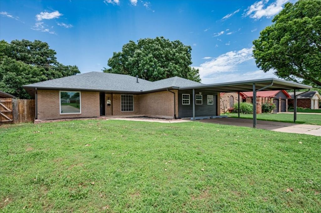 3501 Rolling Lane, Midwest City, OK 73110